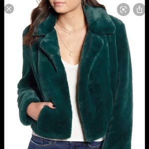 NWOT Blanknyc cropped faux fur jacket emerald